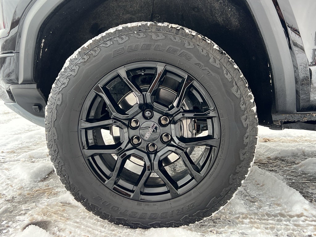 2024 GMC Canyon Denali