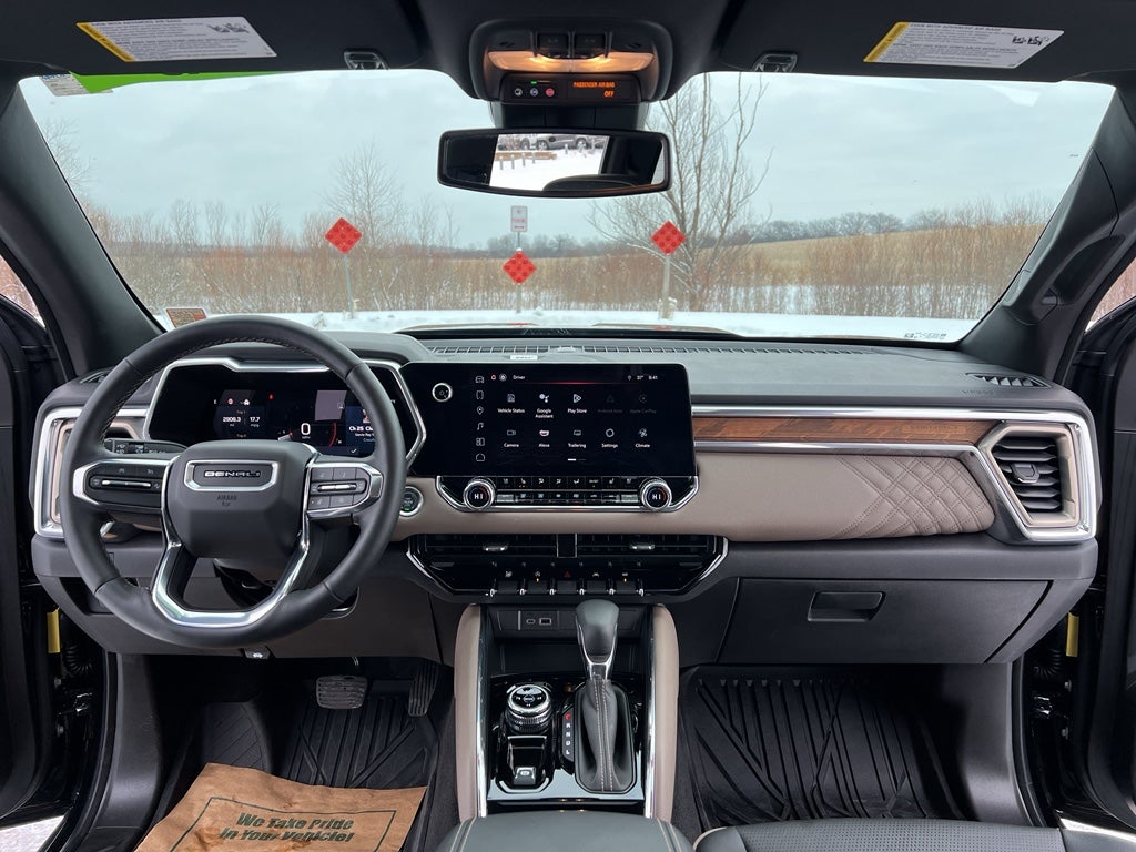 2024 GMC Canyon Denali