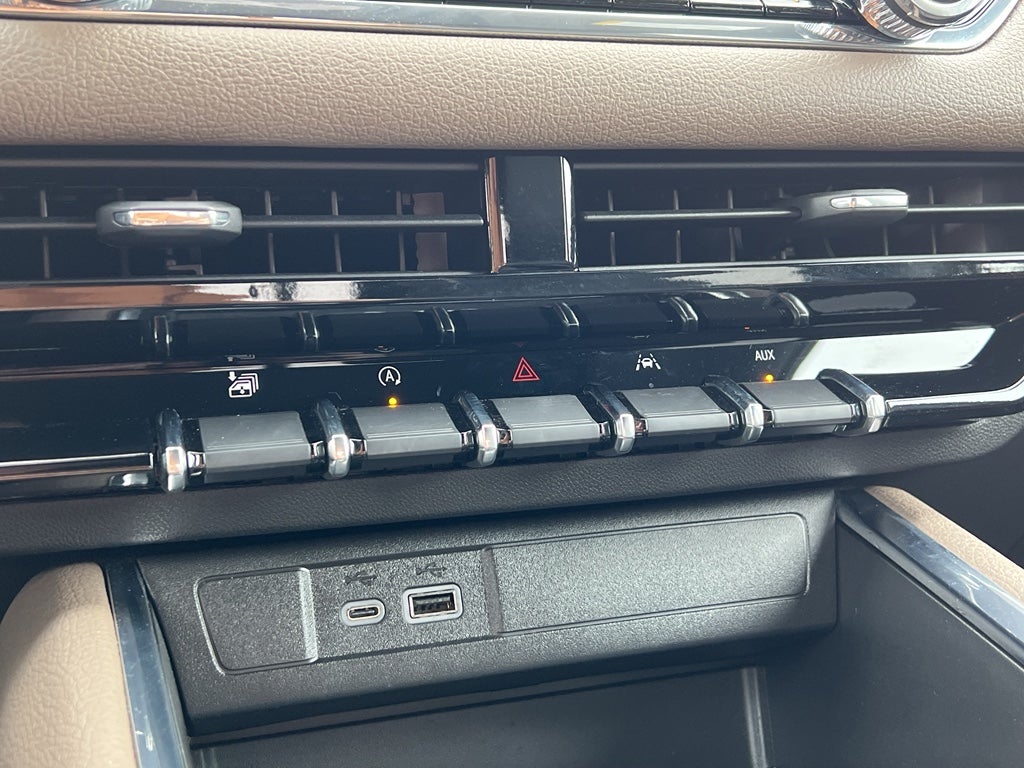 2024 GMC Canyon Denali