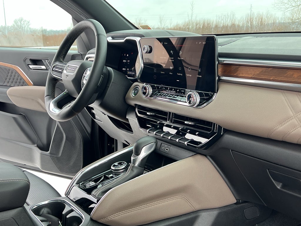 2024 GMC Canyon Denali