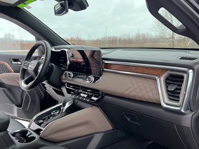 2024 GMC Canyon Denali