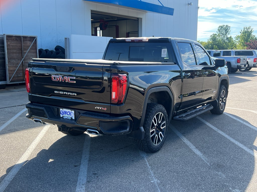 2025 GMC Sierra 1500 AT4