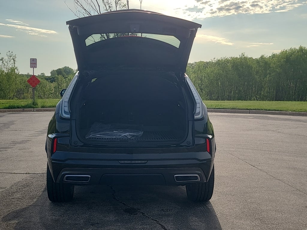2024 Cadillac XT4 Sport