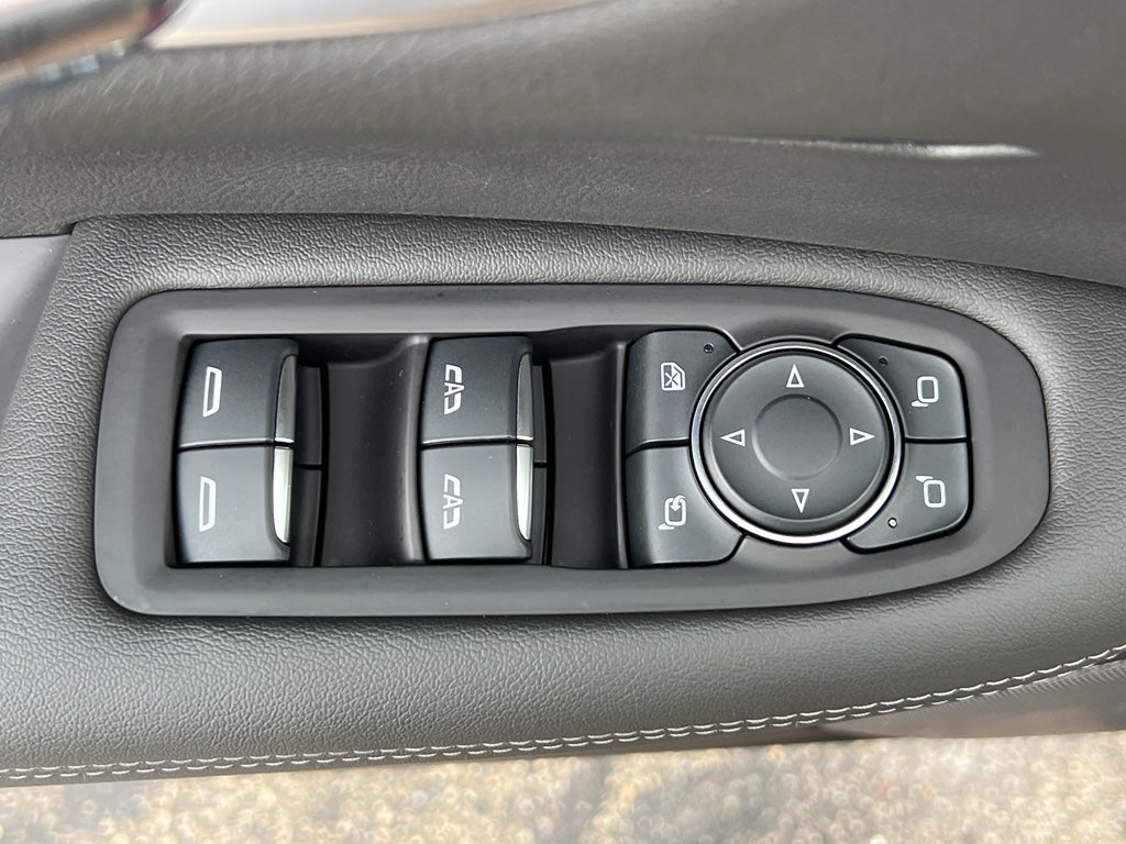 2024 Cadillac XT6 Luxury