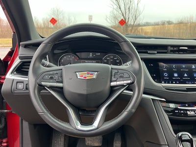 2024 Cadillac XT6 Luxury