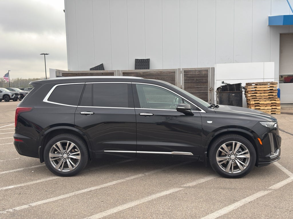 2022 Cadillac XT6 Premium Luxury