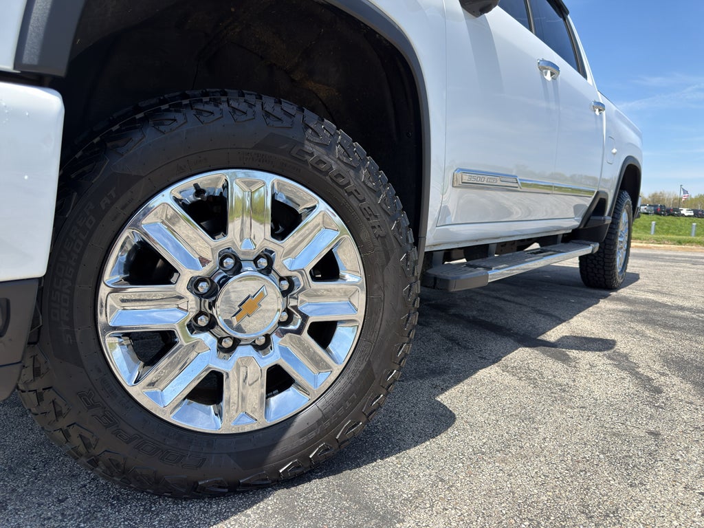 2024 Chevrolet Silverado 3500 HD High Country