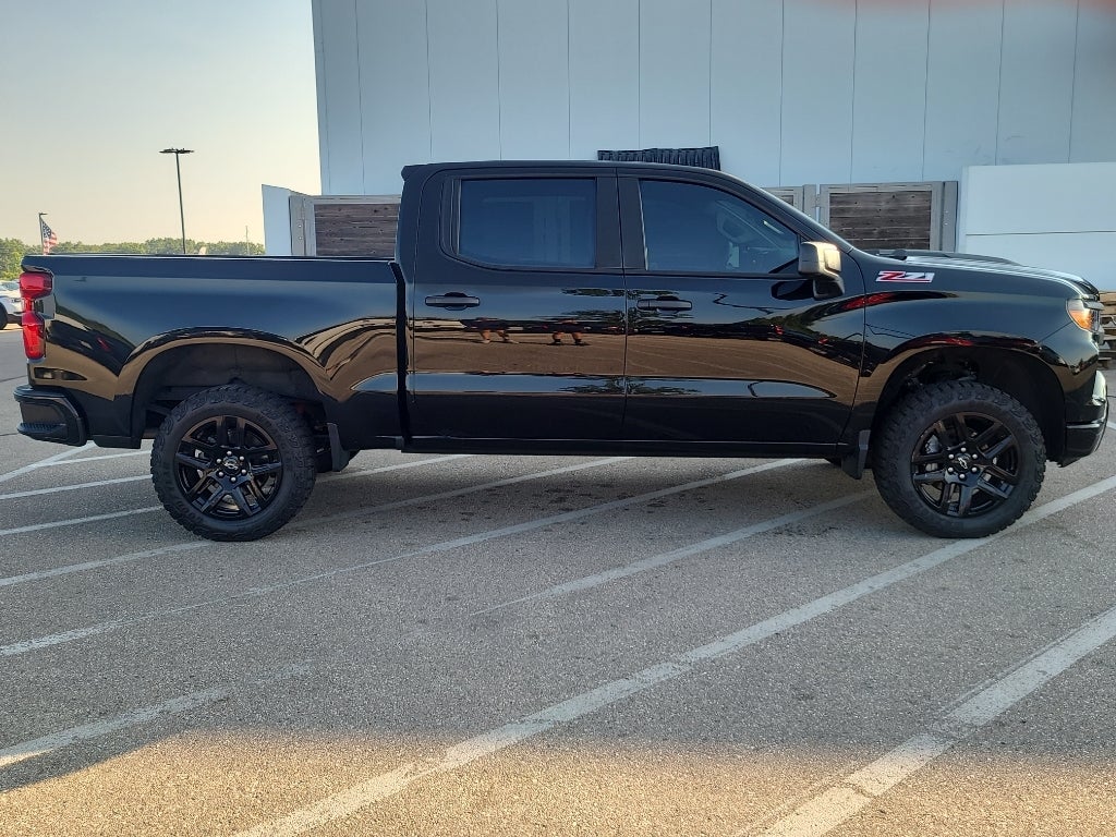 2023 Chevrolet Silverado 1500 Custom Trail Boss