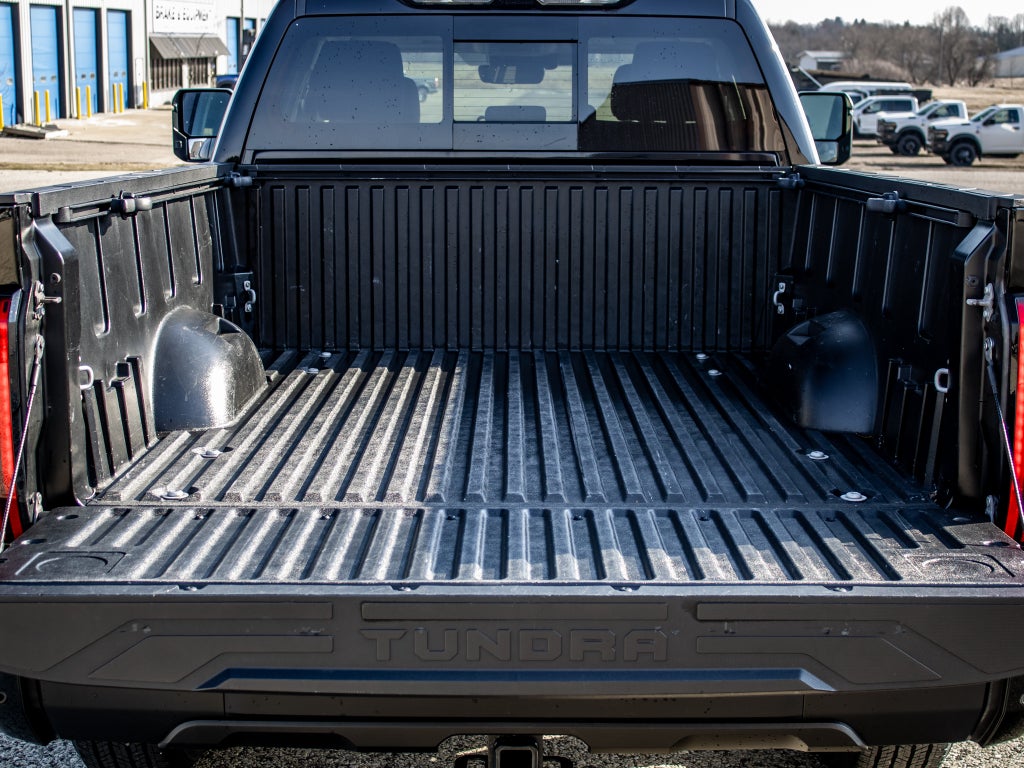 2023 Toyota Tundra 4WD SR5