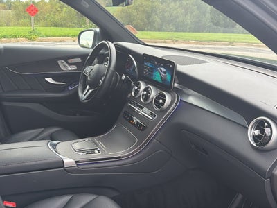 2021 Mercedes-Benz GLC GLC 300
