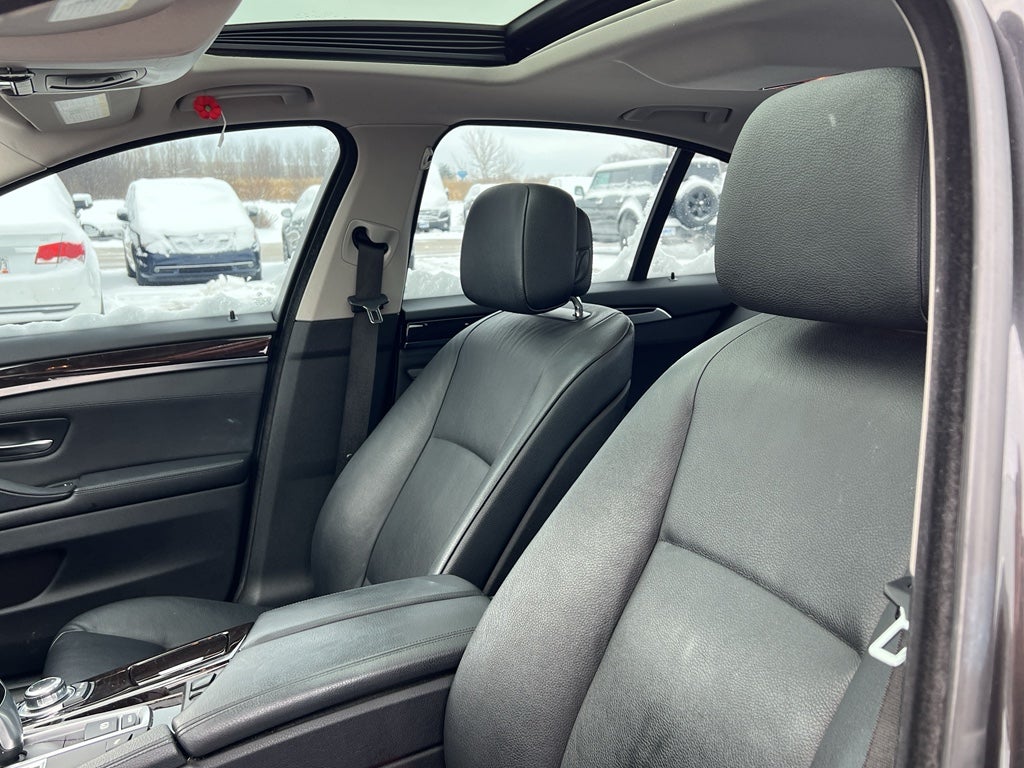 2012 BMW 5 Series 528i