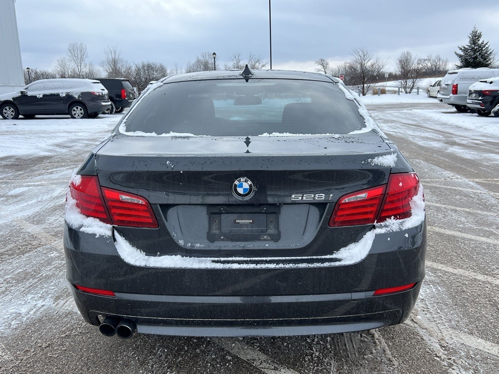 2012 BMW 5 Series 528i