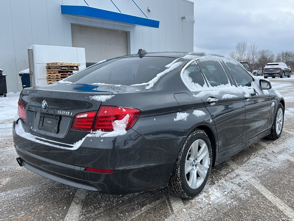 2012 BMW 5 Series 528i