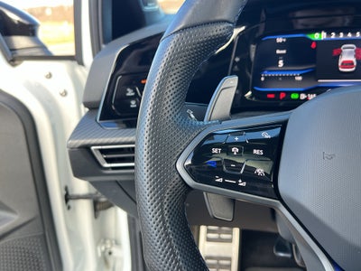 2023 Volkswagen Golf R BASE