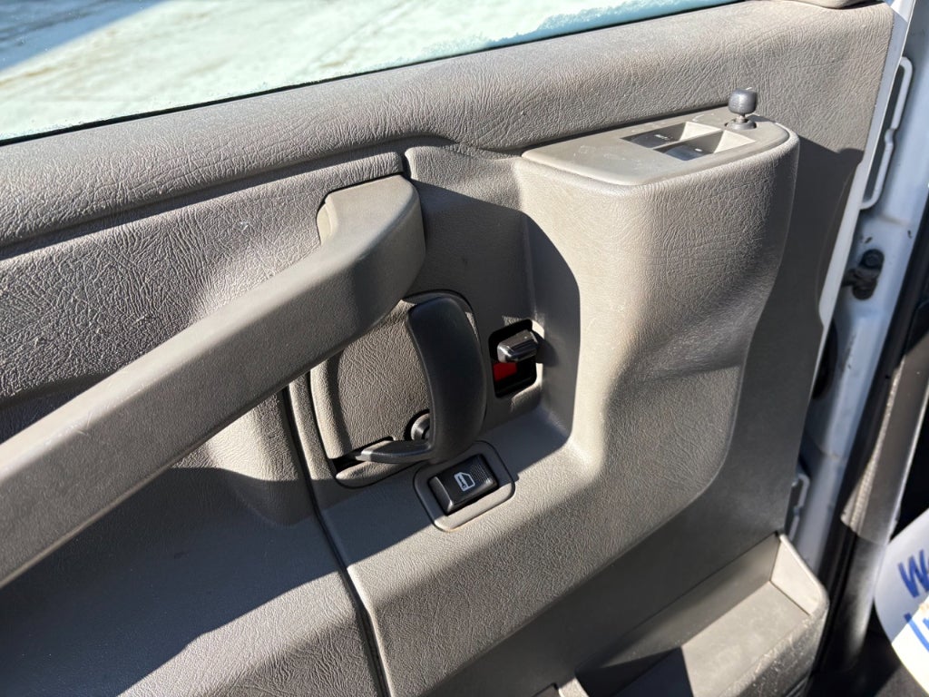 2019 Chevrolet Express 3500 Base 139 in. WB