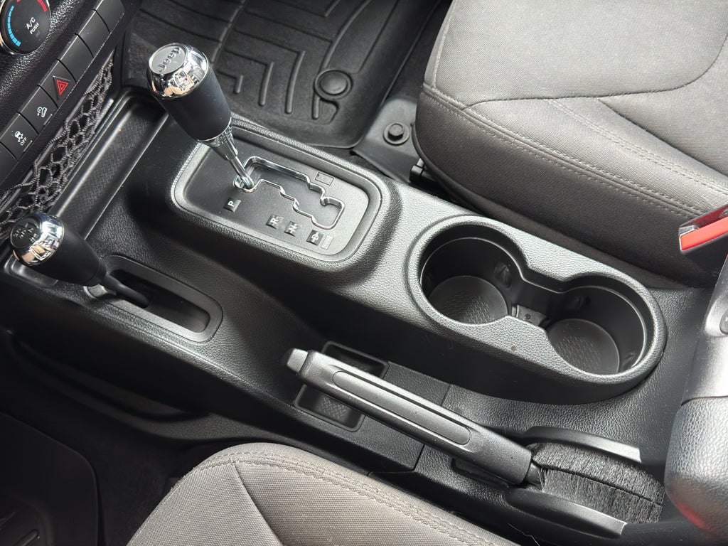 2016 Jeep Wrangler Sport