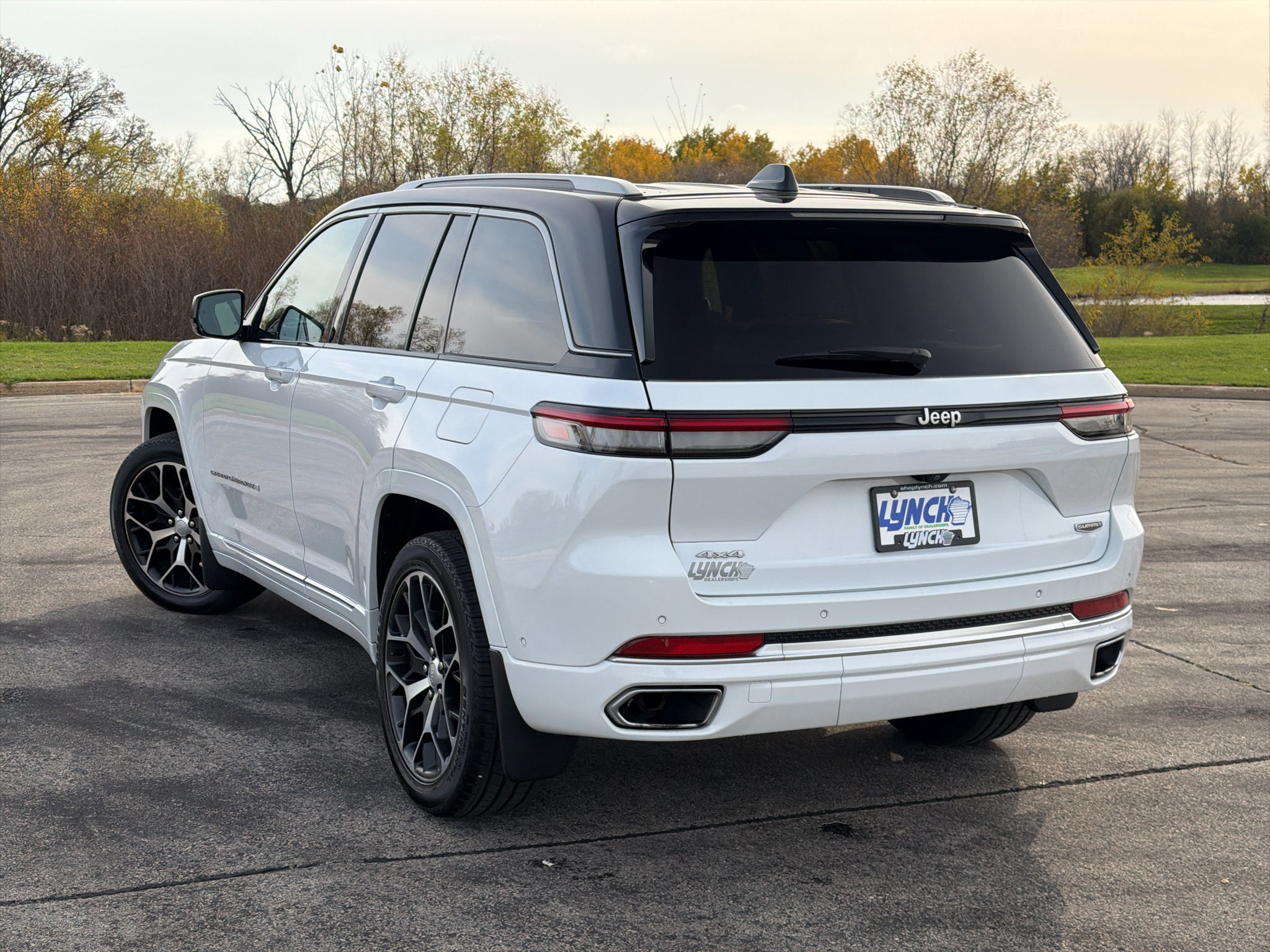 2023 Jeep Grand Cherokee Summit Reserve