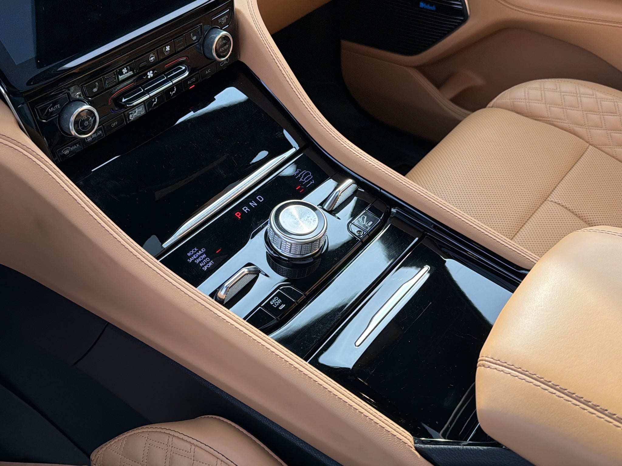 2023 Jeep Grand Cherokee Summit Reserve