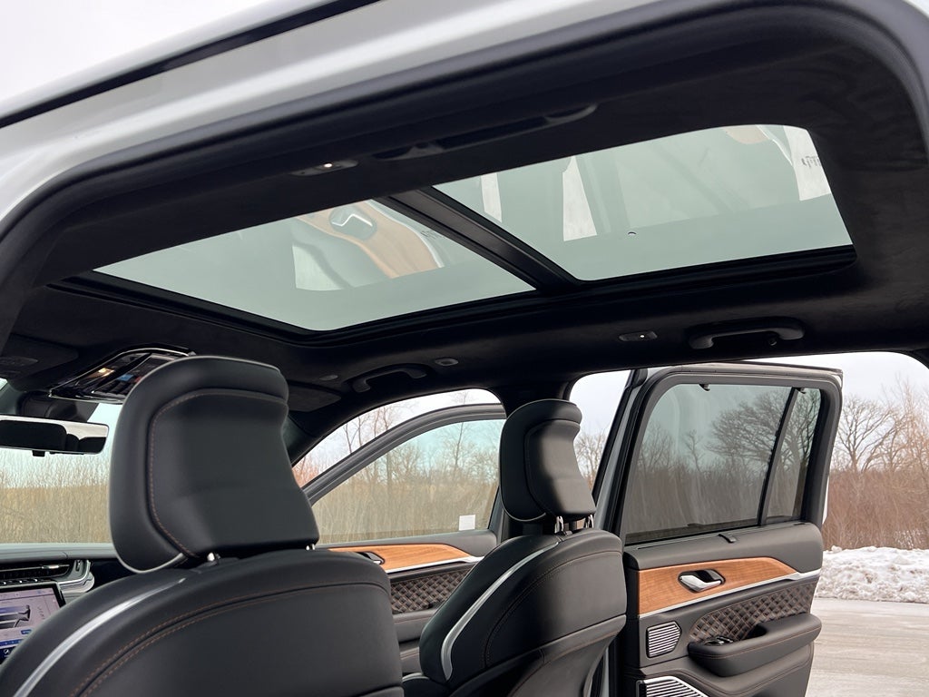 2024 Jeep Grand Cherokee Summit Reserve