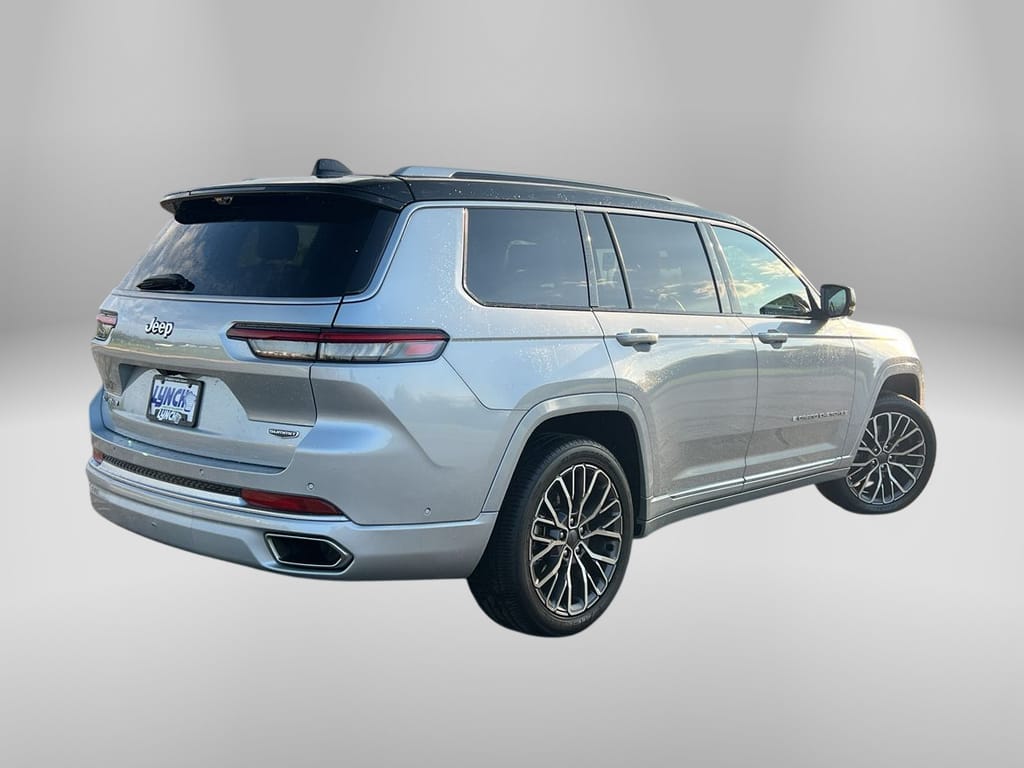 2022 Jeep Grand Cherokee L Summit Reserve