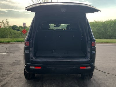 2024 Jeep Wagoneer Series II Carbide