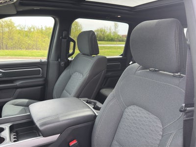 2025 RAM 1500 Big Horn w/Moonroof