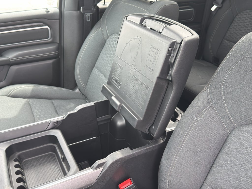 2025 RAM 1500 Big Horn w/Moonroof
