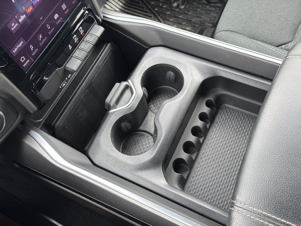 2025 RAM 1500 Big Horn w/Moonroof