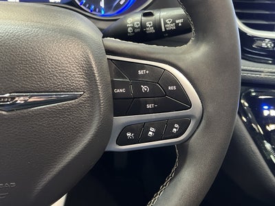 2026 Chrysler Pacifica Select Safety Sphere