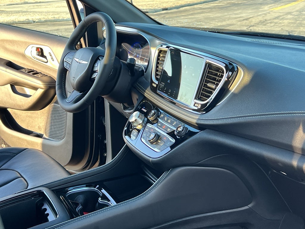 2024 Chrysler Pacifica Limited