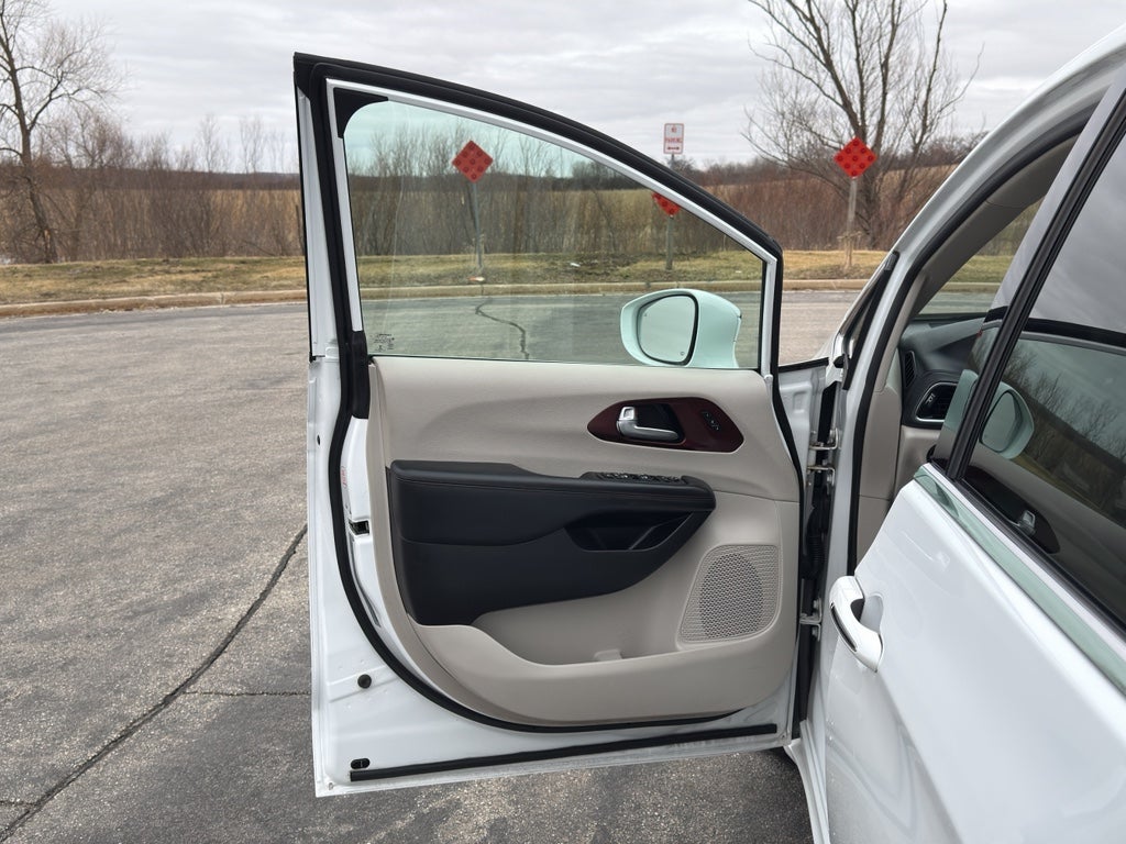 2020 Chrysler Pacifica Limited