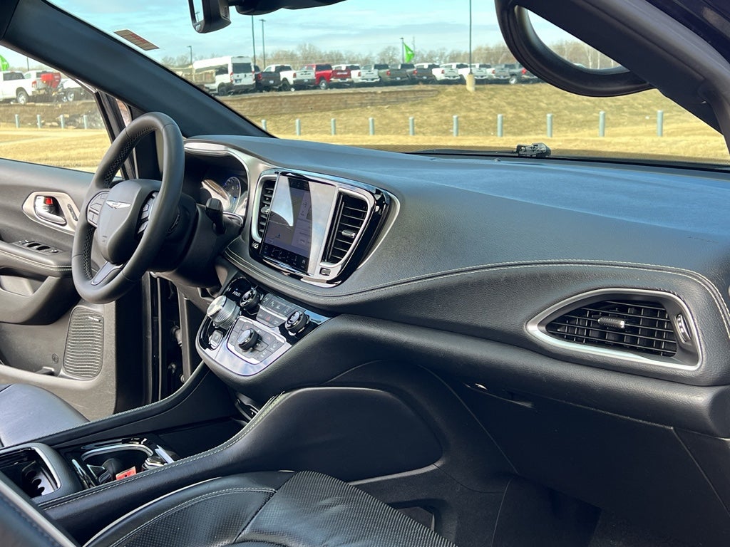 2022 Chrysler Pacifica Limited