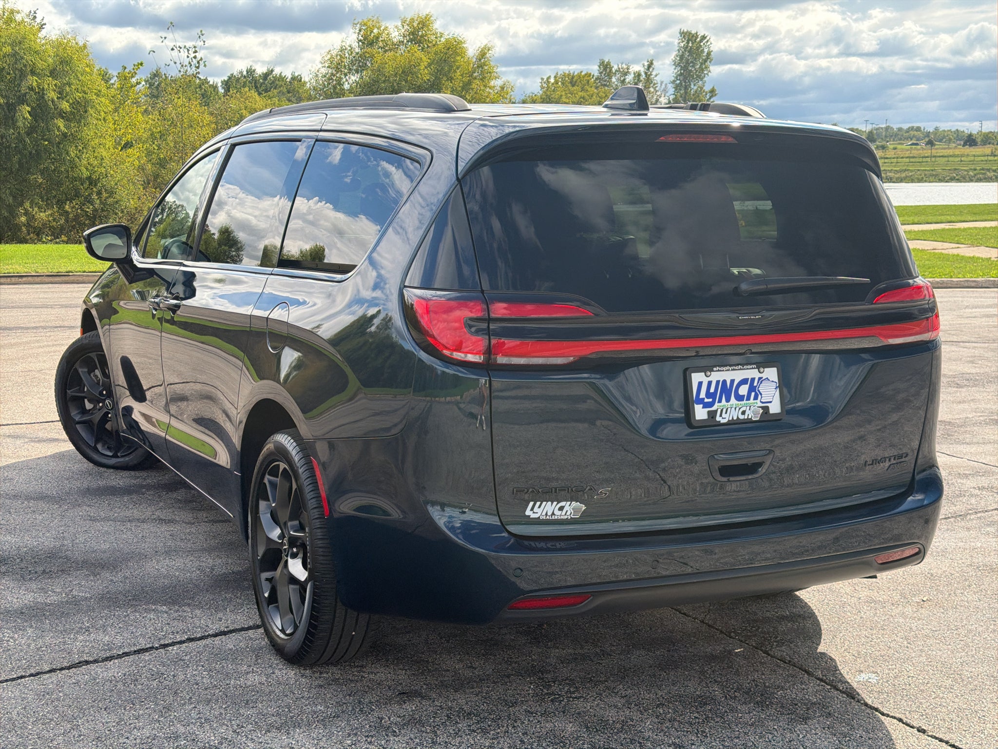 2025 Chrysler Pacifica Limited