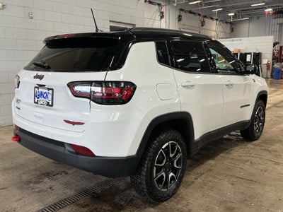 2025 Jeep Compass Trailhawk