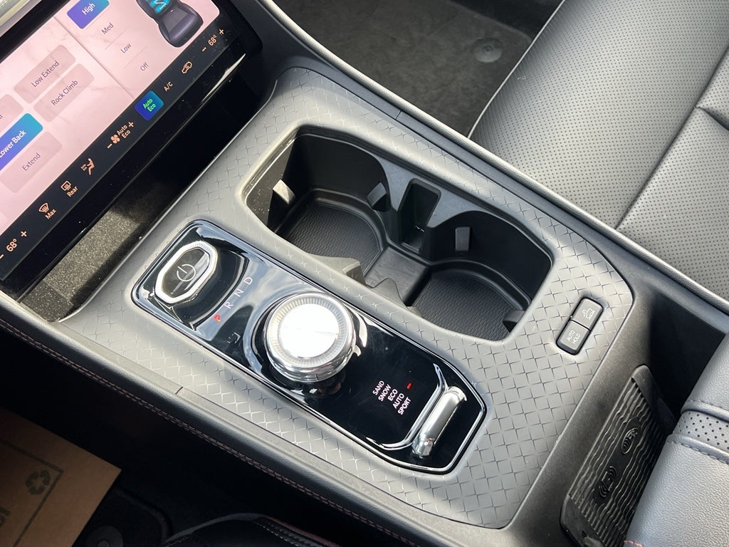 2024 Jeep Wagoneer S Launch Edition