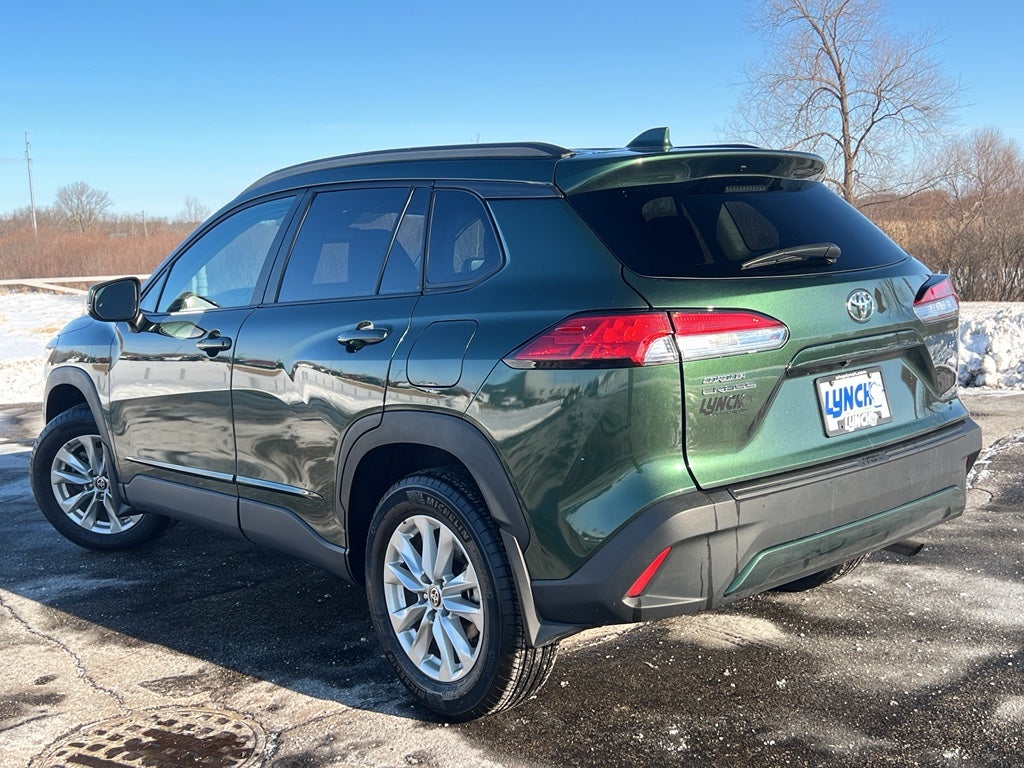 2024 Toyota Corolla Cross LE