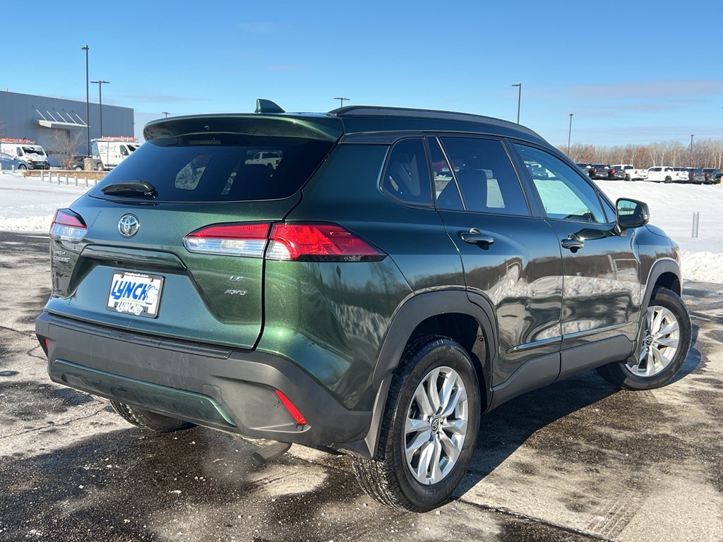 2024 Toyota Corolla Cross LE