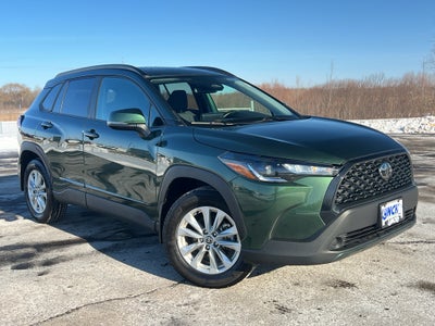 2024 Toyota Corolla Cross LE