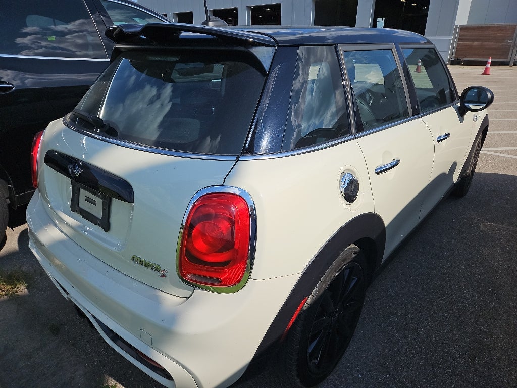 2015 MINI Hardtop S