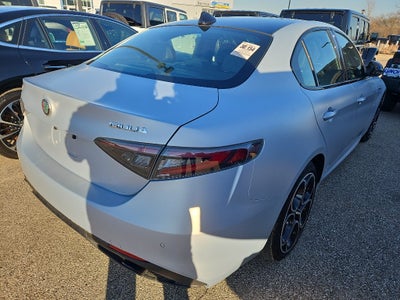 2024 Alfa Romeo Giulia Competizione