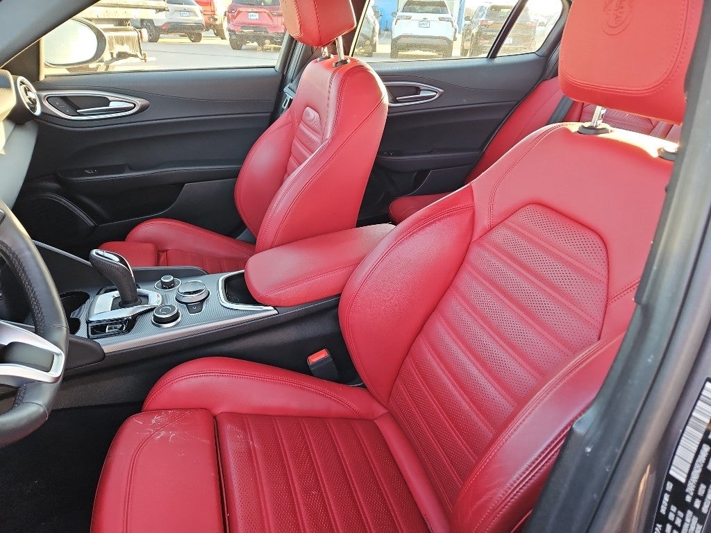 2024 Alfa Romeo Giulia Veloce