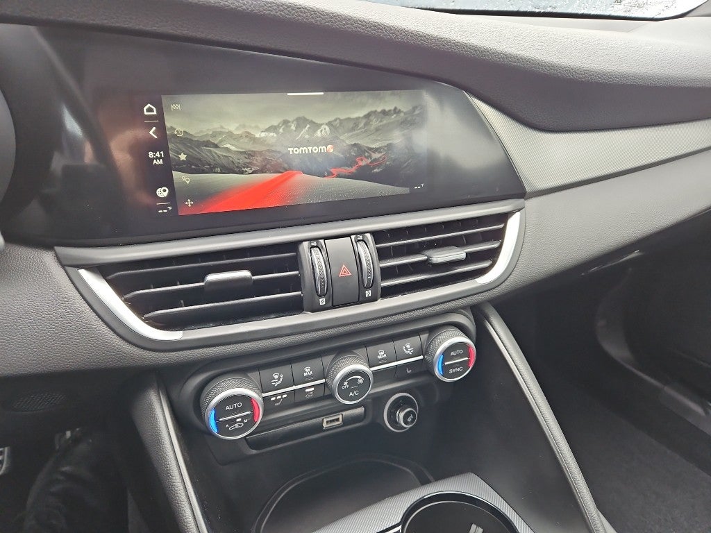 2024 Alfa Romeo Giulia Ti