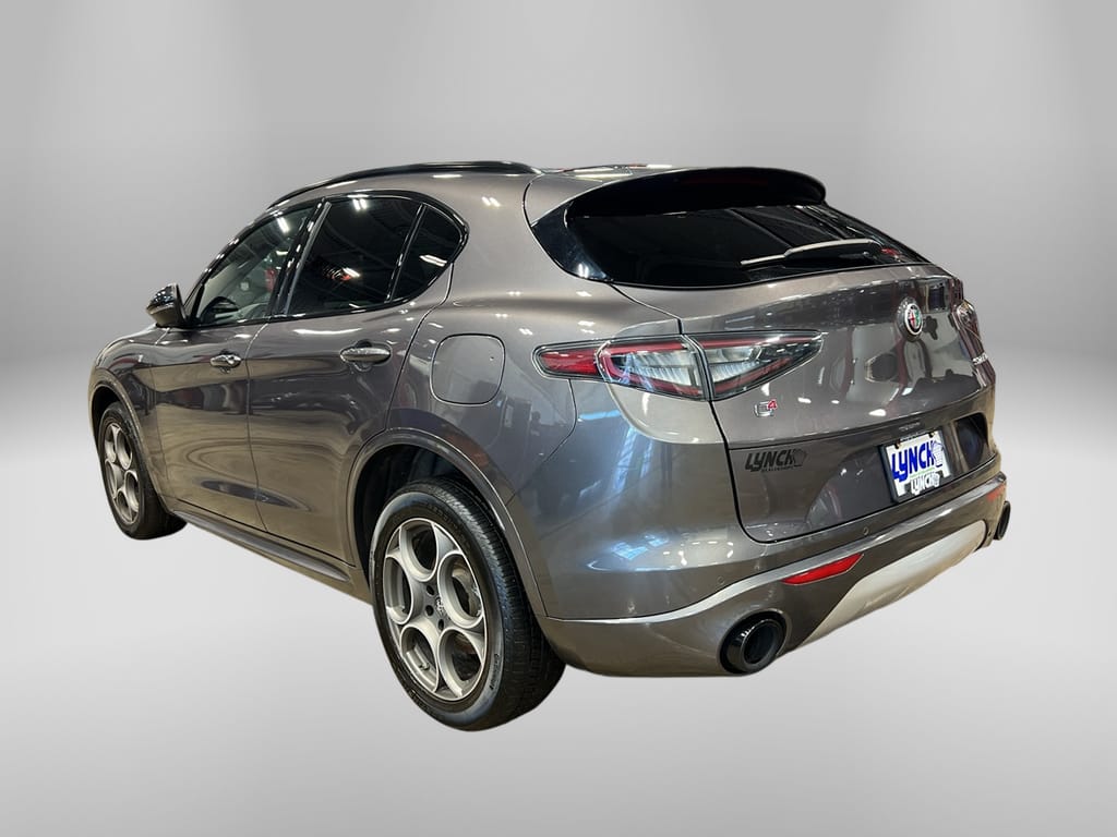 2024 Alfa Romeo Stelvio Ti