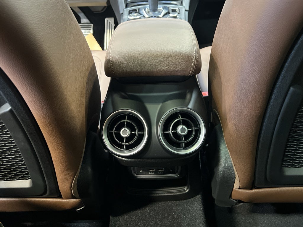 2024 Alfa Romeo Stelvio Ti