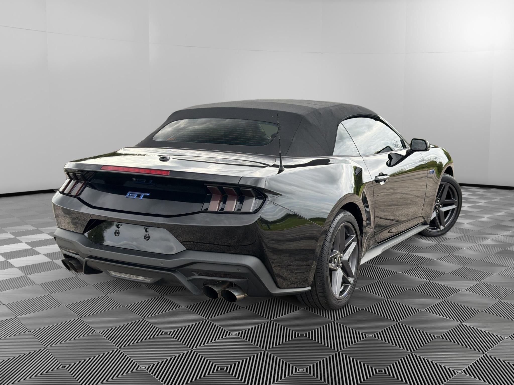 2025 Ford Mustang GT Premium