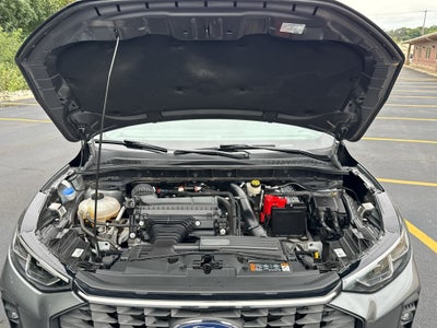 2025 Ford Escape Platinum