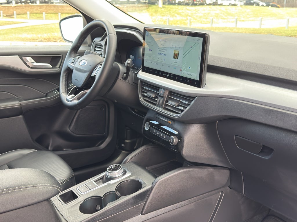 2025 Ford Escape Platinum