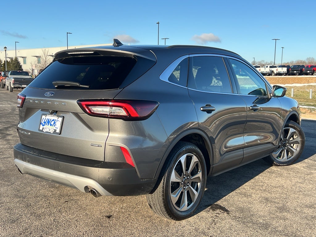 2025 Ford Escape Platinum