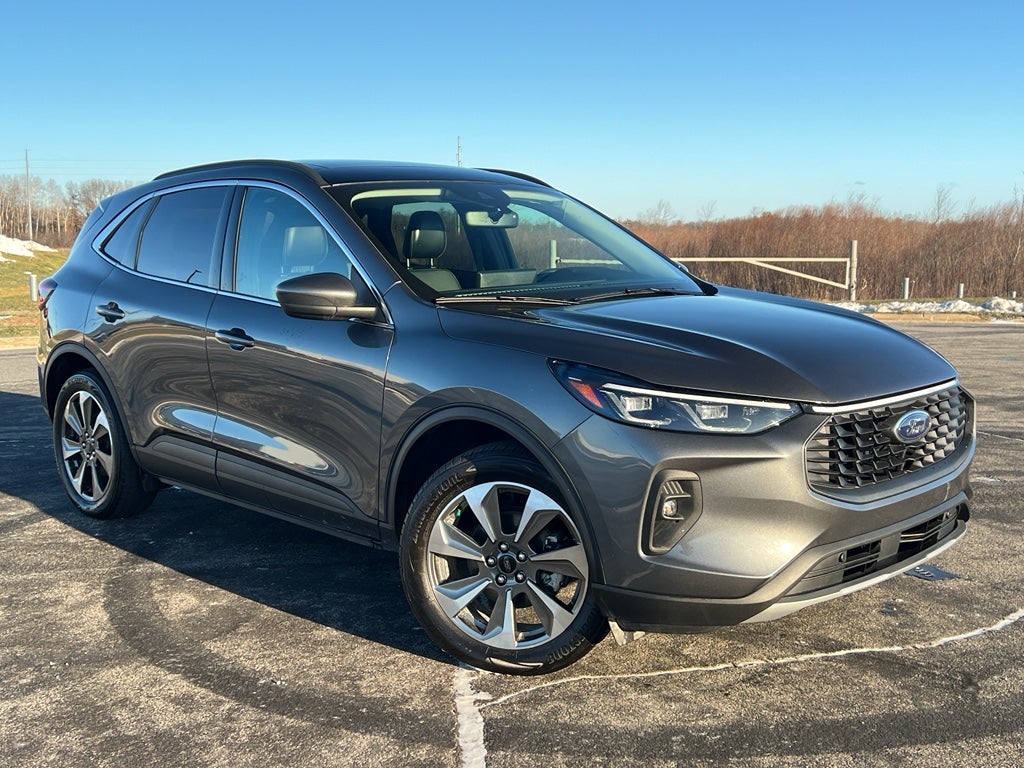 2025 Ford Escape Platinum