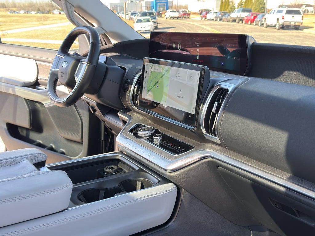 2025 Ford Expedition Max Platinum